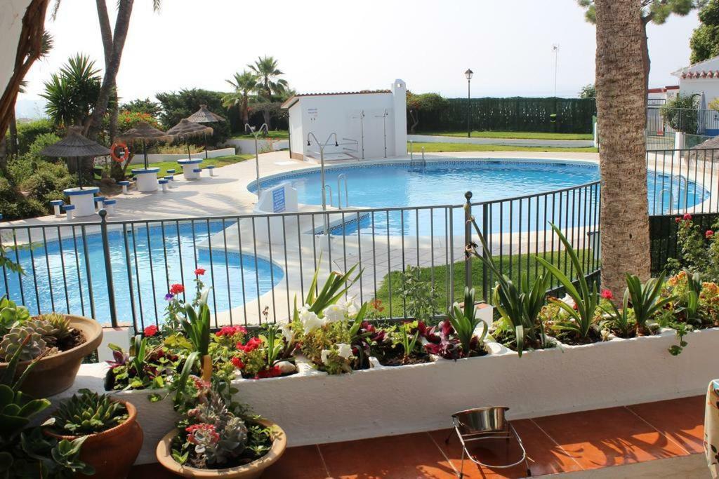 Casa Angelines Holiday Home Nerja Bagian luar foto