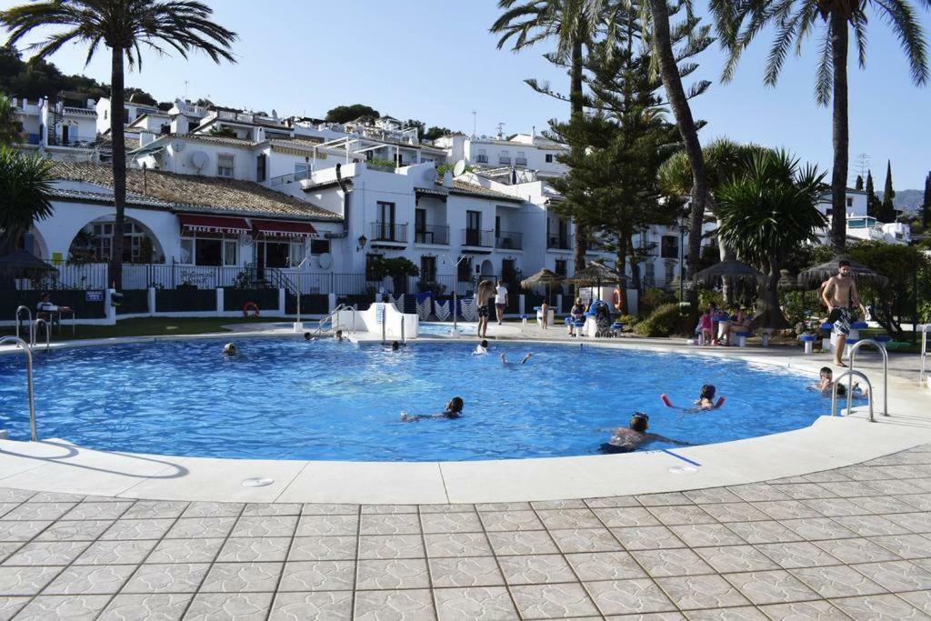 Casa Angelines Holiday Home Nerja Bagian luar foto