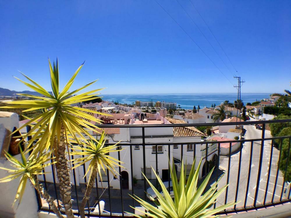 Casa Angelines Holiday Home Nerja Bagian luar foto