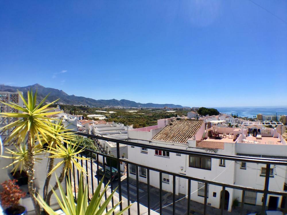 Casa Angelines Holiday Home Nerja Bagian luar foto